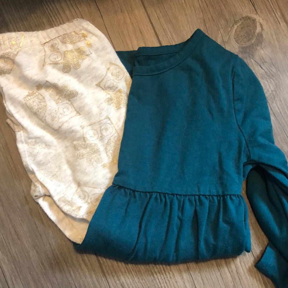 Of navy dress and belks leggings